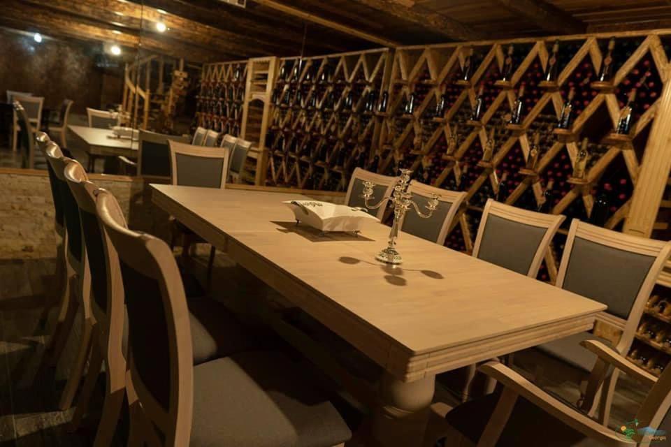 Hotel Guglux &Wine Cellar تأيلافي المظهر الخارجي الصورة